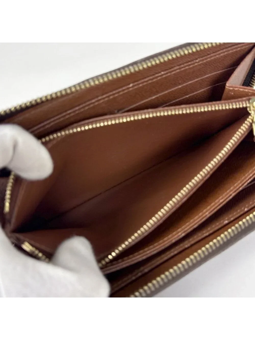 Louis Vuitton Zippy Wallet Monogram Brown